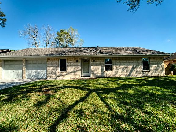 3rd image of 5003 Briarbrook Dr