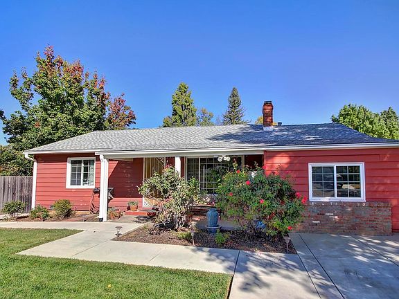 3rd image of 3008 Bertis Dr