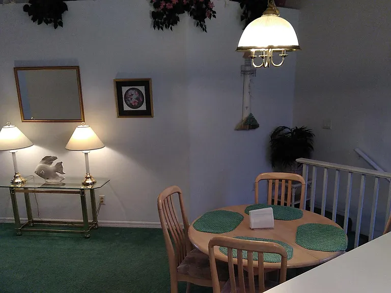 582 Windsor Sq #201 — Photo 10