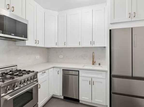 370 East 76th Street image 3 of 8