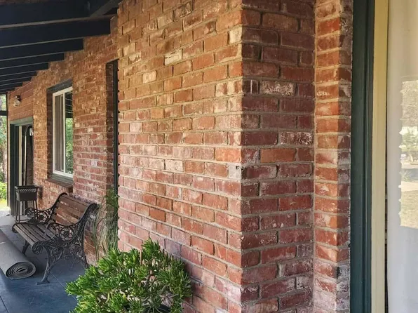 1715 Barbara Rd, Redding, CA 96003