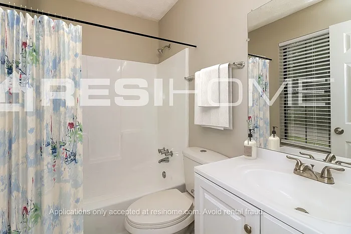 3947 Wood Path Dr — Photo 12