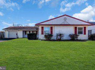 15 Efland Ln, Willingboro, NJ 08046