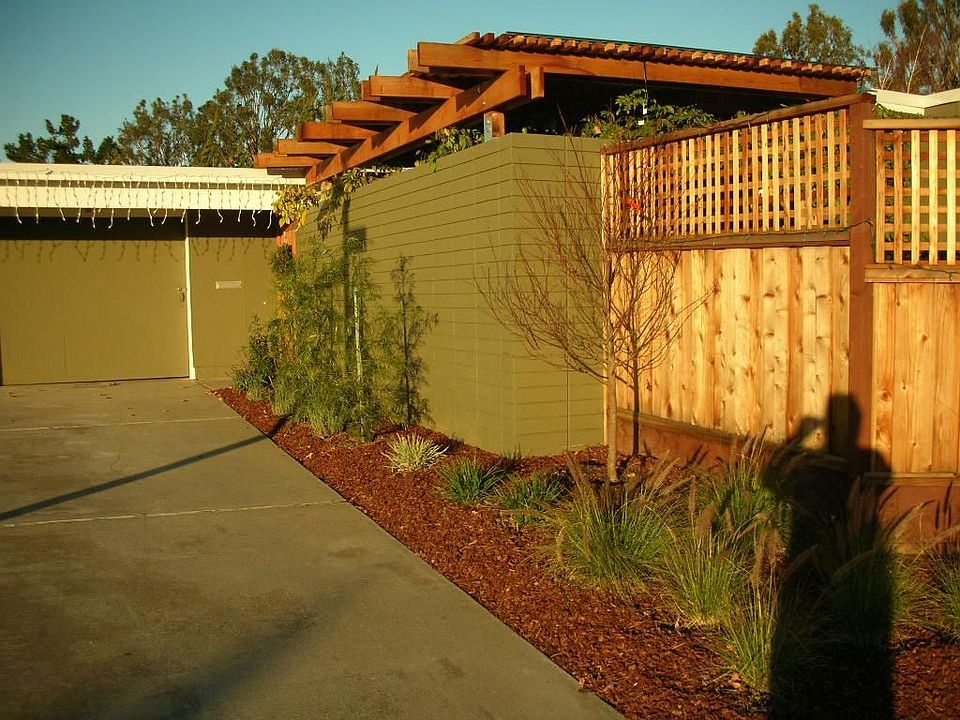 New Fencing & Arbor