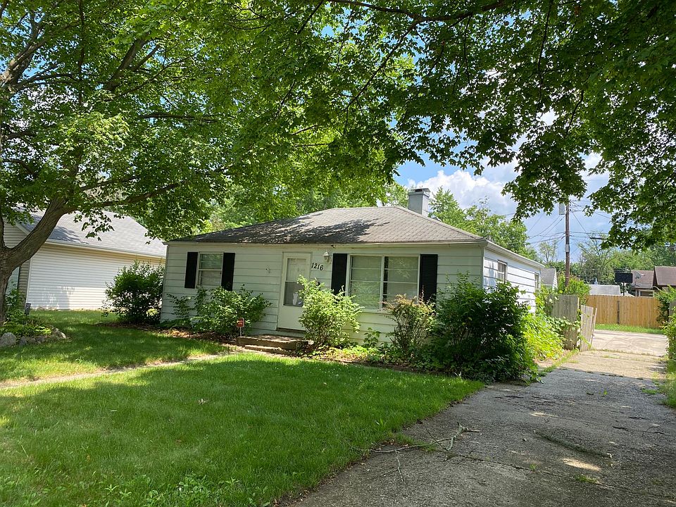 1st image of 1216 Eastbrook Dr