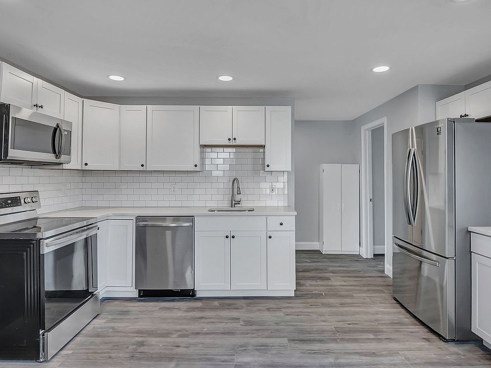 240 Springdale Ave Meriden CT Zillow