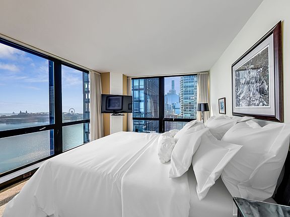 3rd image of 900 N Lake Shore Dr APT 2412