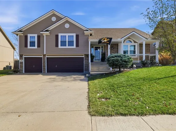 517 SW Brome Dr, Grain Valley, MO 64029