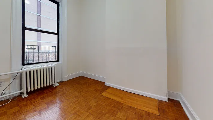Rented by Bond New York | media 8