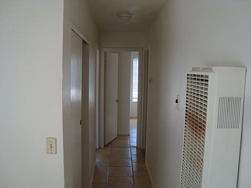 4th image of 73577 Sunnyslope Dr APT D
