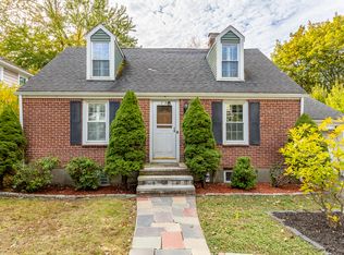 140 Lowell St, Lexington, MA 02420