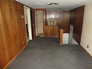 3rd image of 149 N Elroy Ave