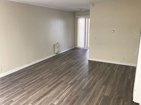 2nd image of 704 High Ln