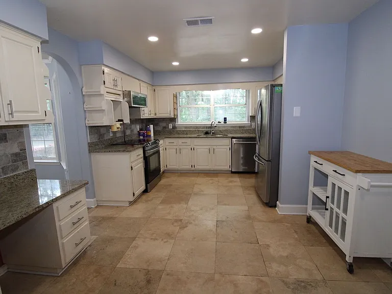 511 Canal St — Photo 12