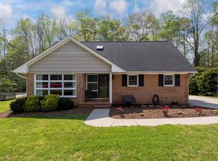 4720 Greenbrier Rd, Raleigh, NC 27603