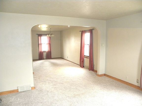 Spacious living room and dining room for all of your entertaining needs!