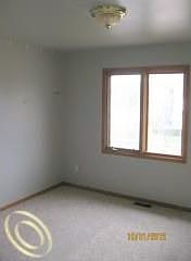 3rd image of 19050 Parkwood Ln