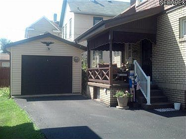 2nd image of 1700 Clark Ave