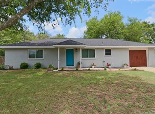 158 Forest Cir, Kerrville, TX 78028