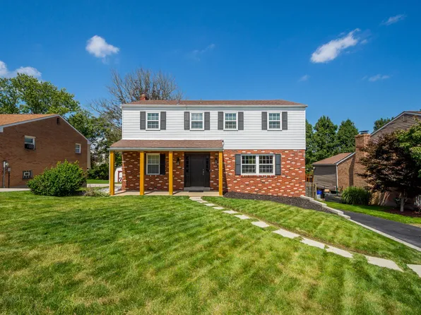 1013 Dana Dr, West Mifflin, PA 15122