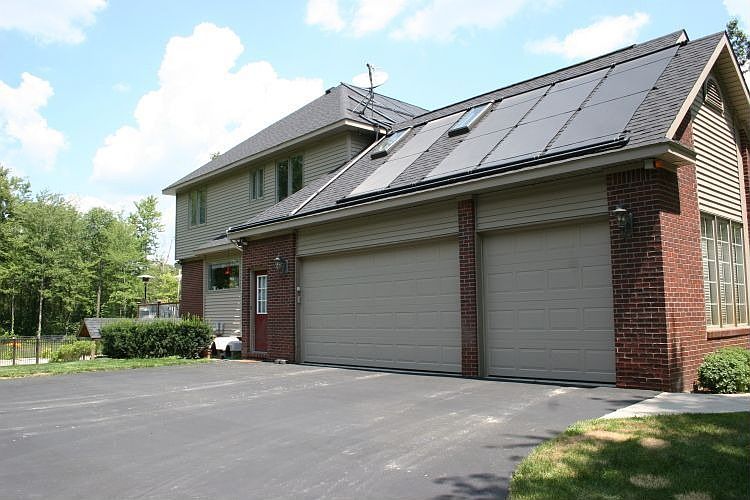 2nd image of 2724 Stanton Rd