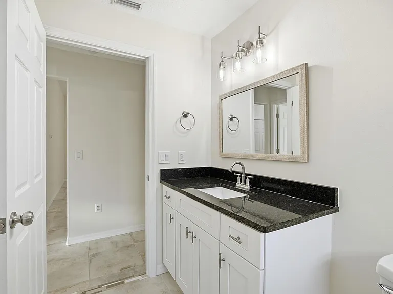57 Raintree Pl #B — Photo 42