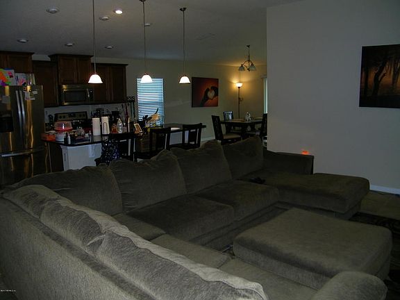 5th image of 15871 Twin Creek Dr