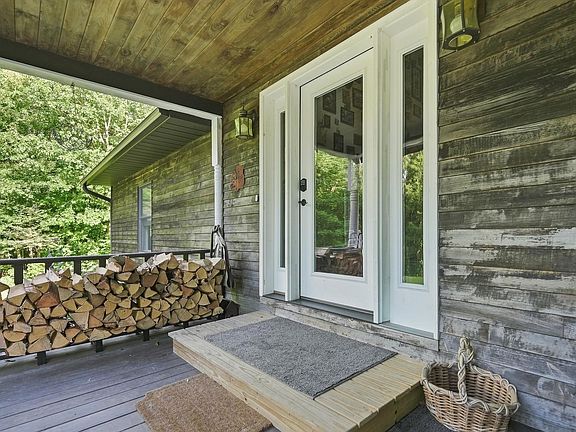 4th image of 143 Machia Hill Road