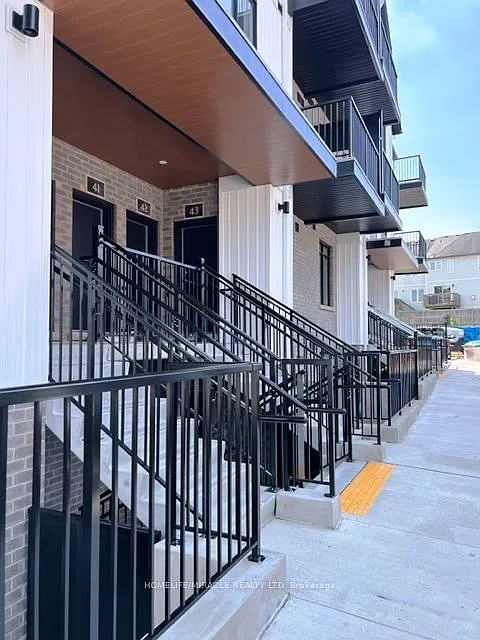2 bed, $2,200 — Photo 2