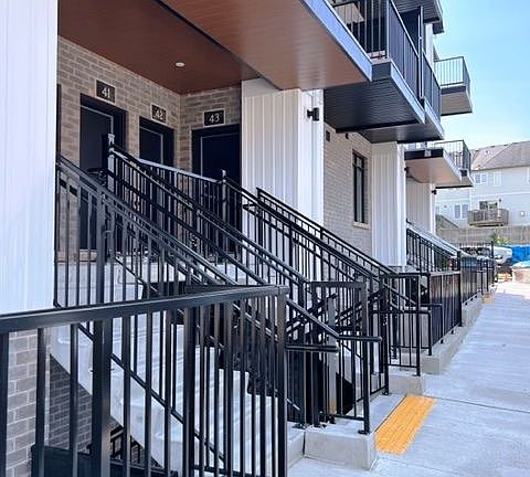 2nd image of 405 Myers Rd #43
