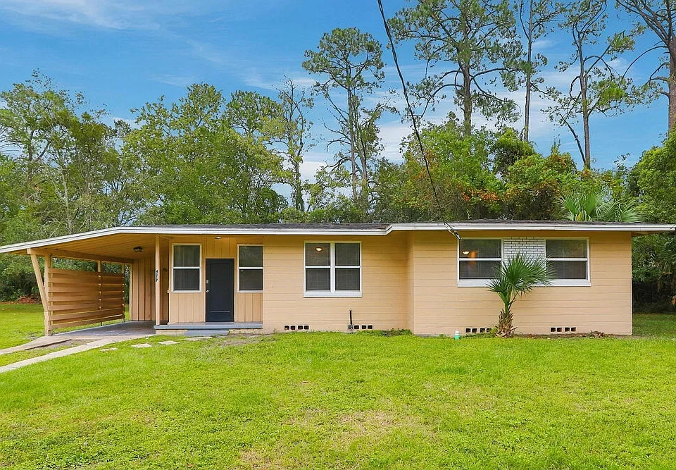 4817 Manville Cir