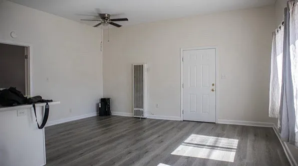 1102 Termino Ave #1104 — Photo 7