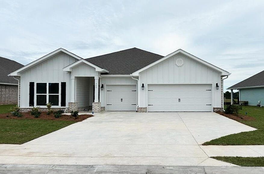1st image of 309 E Gray Owl Dr