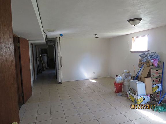 2nd image of 105 16th Ave