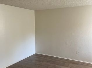 2040 Victor Ave APT 2, Redding, CA 96002