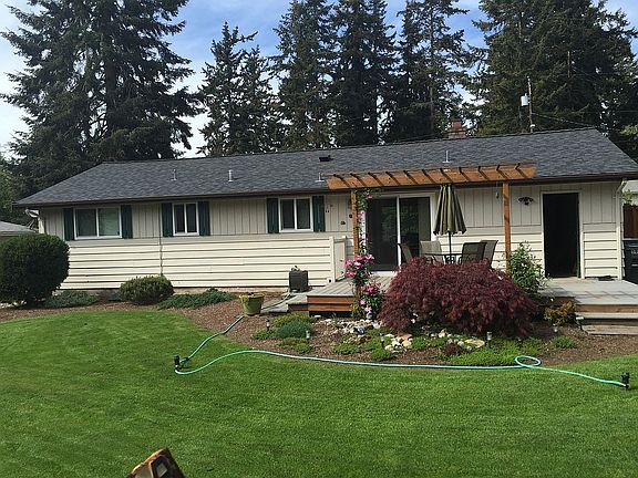 3rd image of 5910 177th St SW