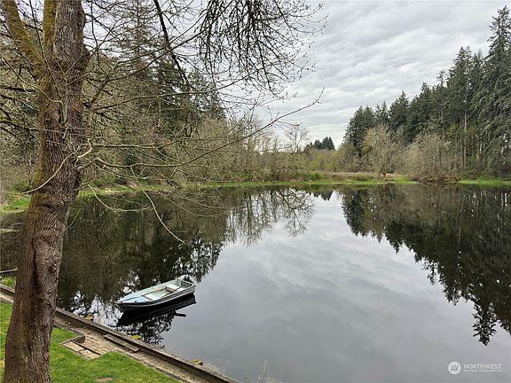 2nd image of 6239 6th Avenue SE