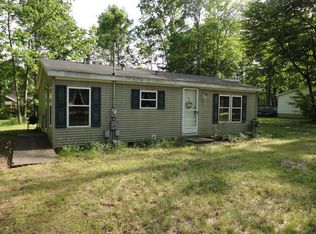 6085 Cedarhurst Dr, Lake, MI 48632
