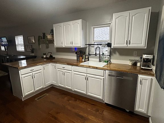 4th image of 1722 Trotter Ave