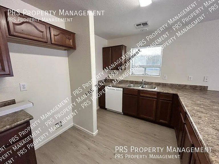 42406 W Sunland Dr — Photo 24