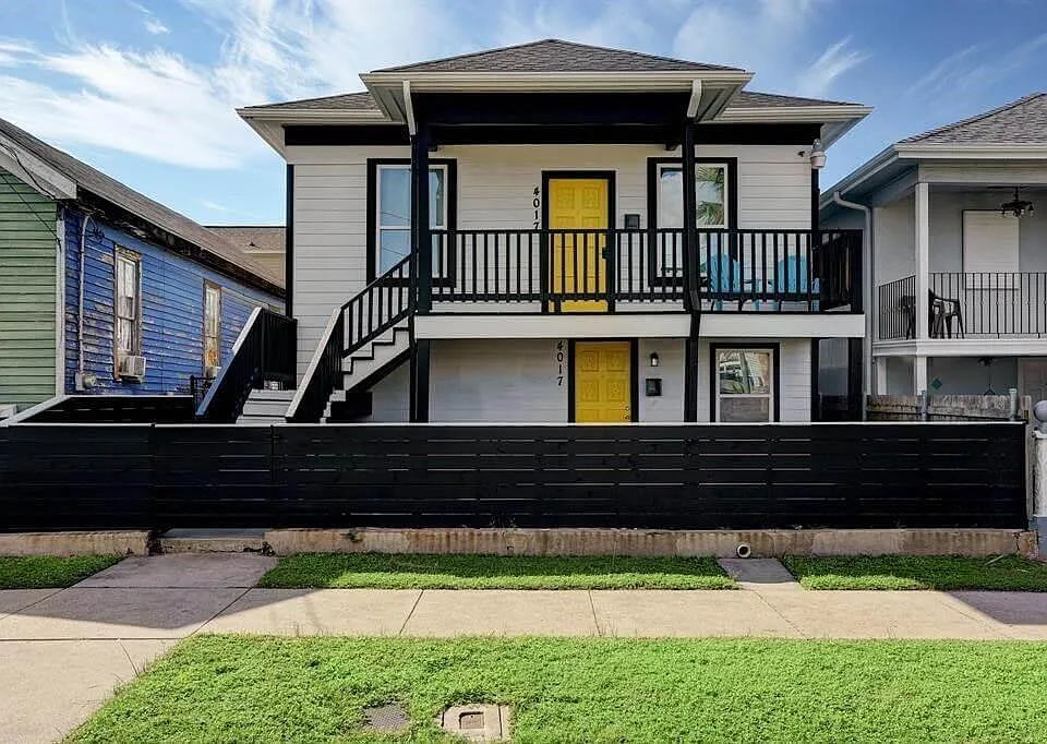 4017 Avenue M #UP