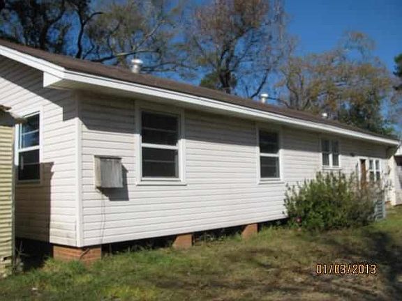 4th image of 1953 Hickory Dr