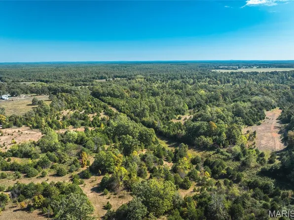 5 Clementine Outer Rd, Newburg, MO 65550