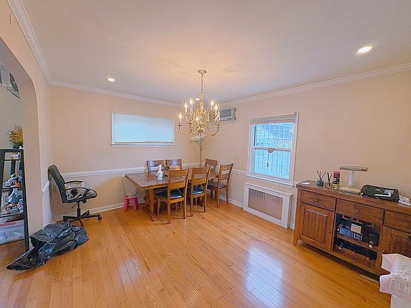 5th image of 58-36 Bell Blvd #1