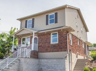 105 Jefferson Pl, Totowa, NJ