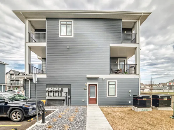 6905 25th Ave SW #50, Edmonton, AB T6X 3B7