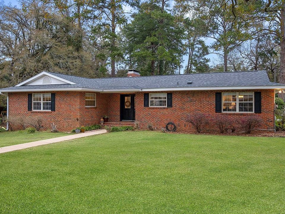 1st image of 1416 Frederick Dr