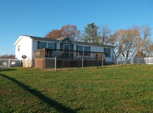 778 Russell Ridge Rd, Crossville, TN 38555