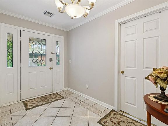 3rd image of 973 Tavel Dr