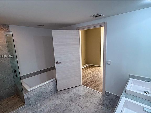 4th image of 801 S Miami Ave Unit 4501